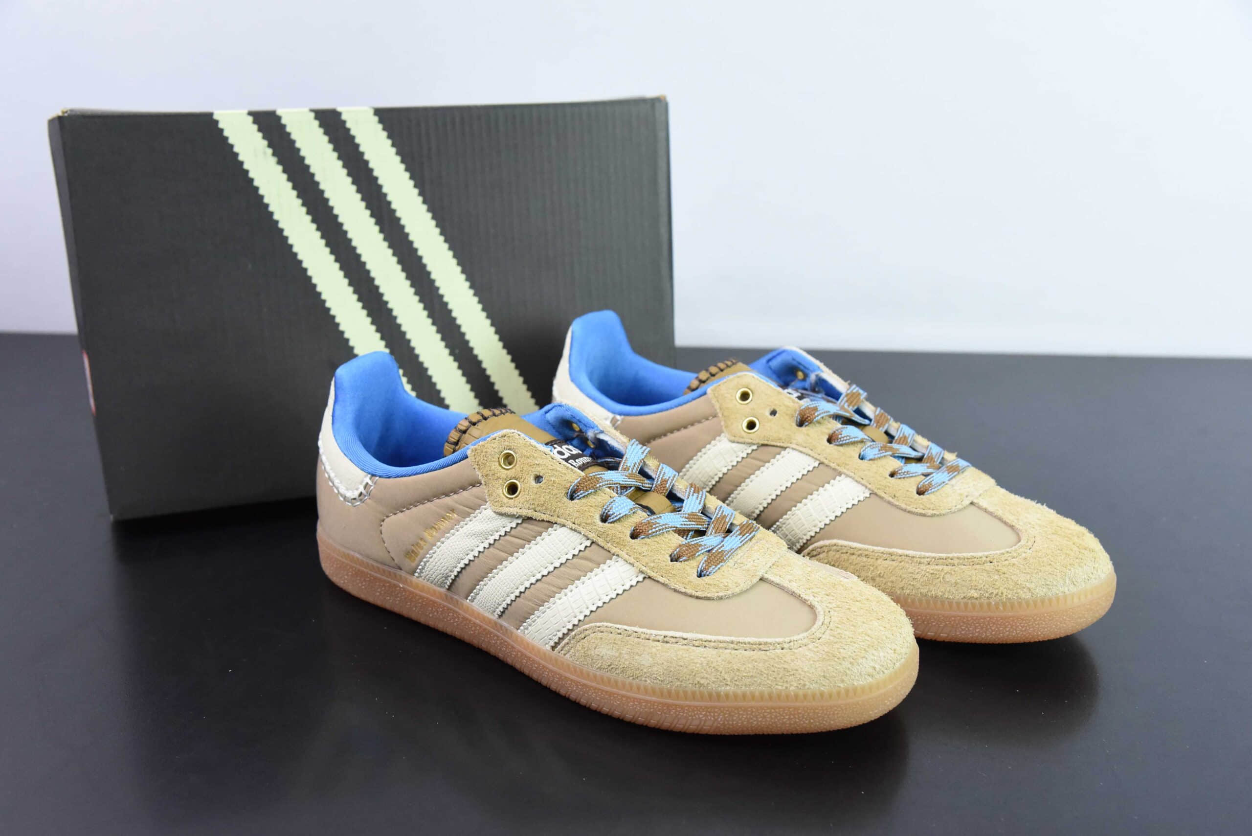 阿迪达斯Adidas Originals GAZELLE INDOOR x Wales Bonner 联名奶茶黄奶白蓝生胶底复古低帮休闲运动慢跑鞋纯原版本 货号:IH3261