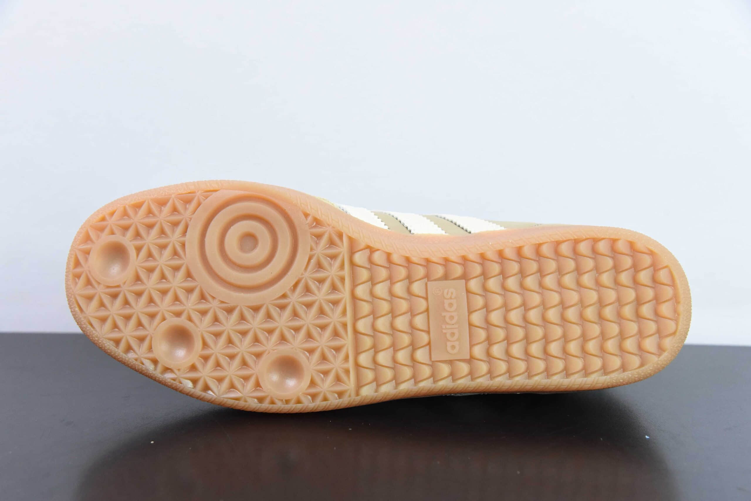 阿迪达斯Adidas Originals GAZELLE INDOOR x Wales Bonner 联名奶茶黄奶白蓝生胶底复古低帮休闲运动慢跑鞋纯原版本 货号:IH3261