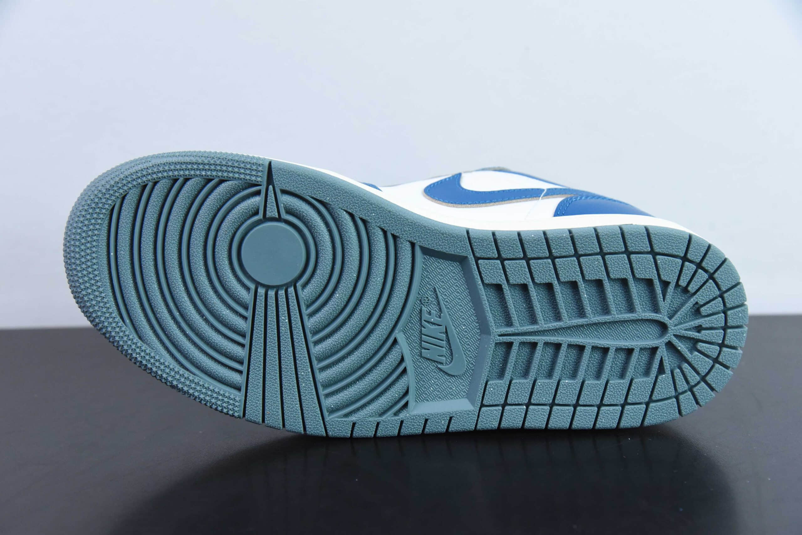 乔丹AIR JORDAN 1 LOW AJ1大学蓝低帮文化篮球鞋纯原版本 货号: FN9137-141