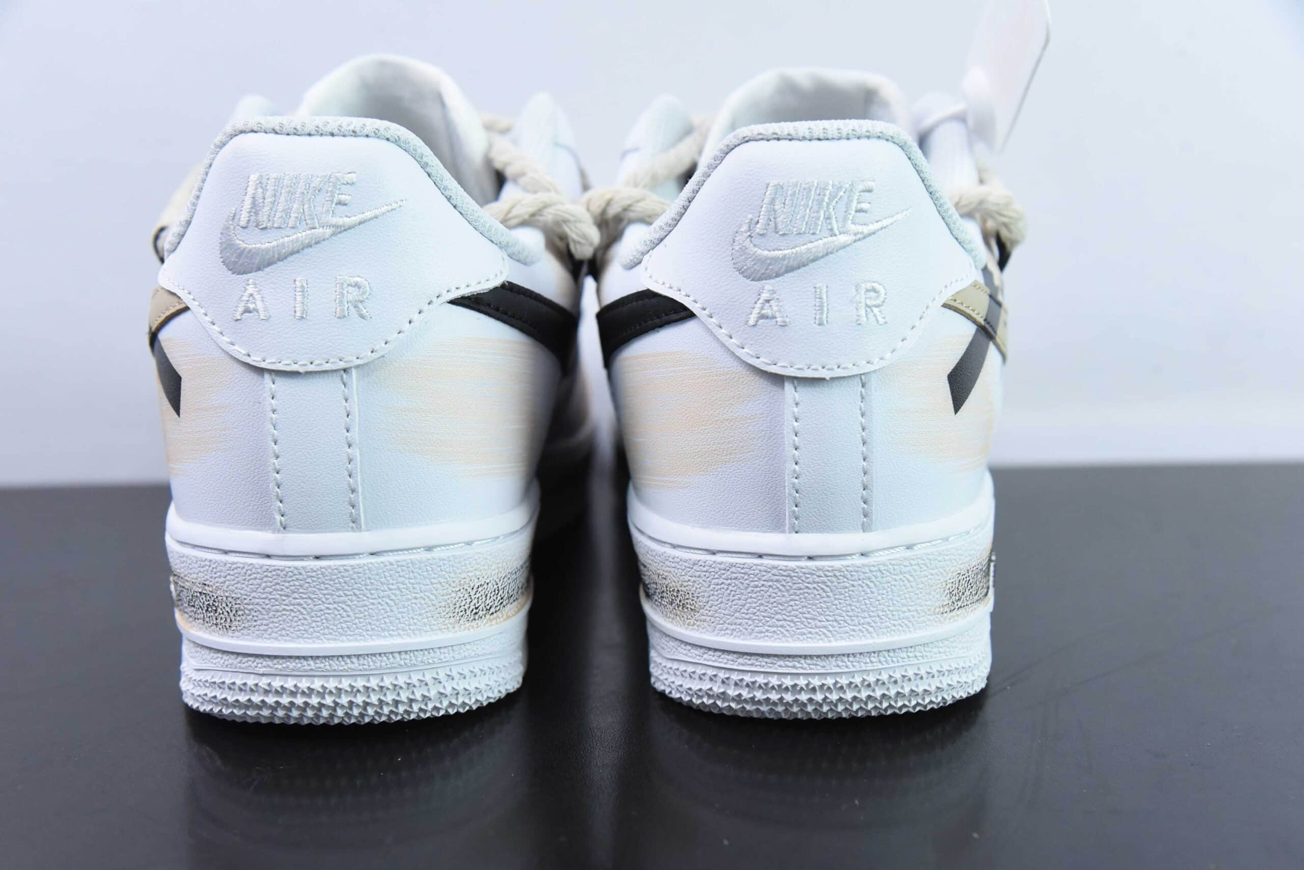 耐克Nike Air Force 1'07 Low 二次元主题米白黑喷绘断勾空军一号绑带低帮休闲板鞋纯原版本 货号:ZH0316-013