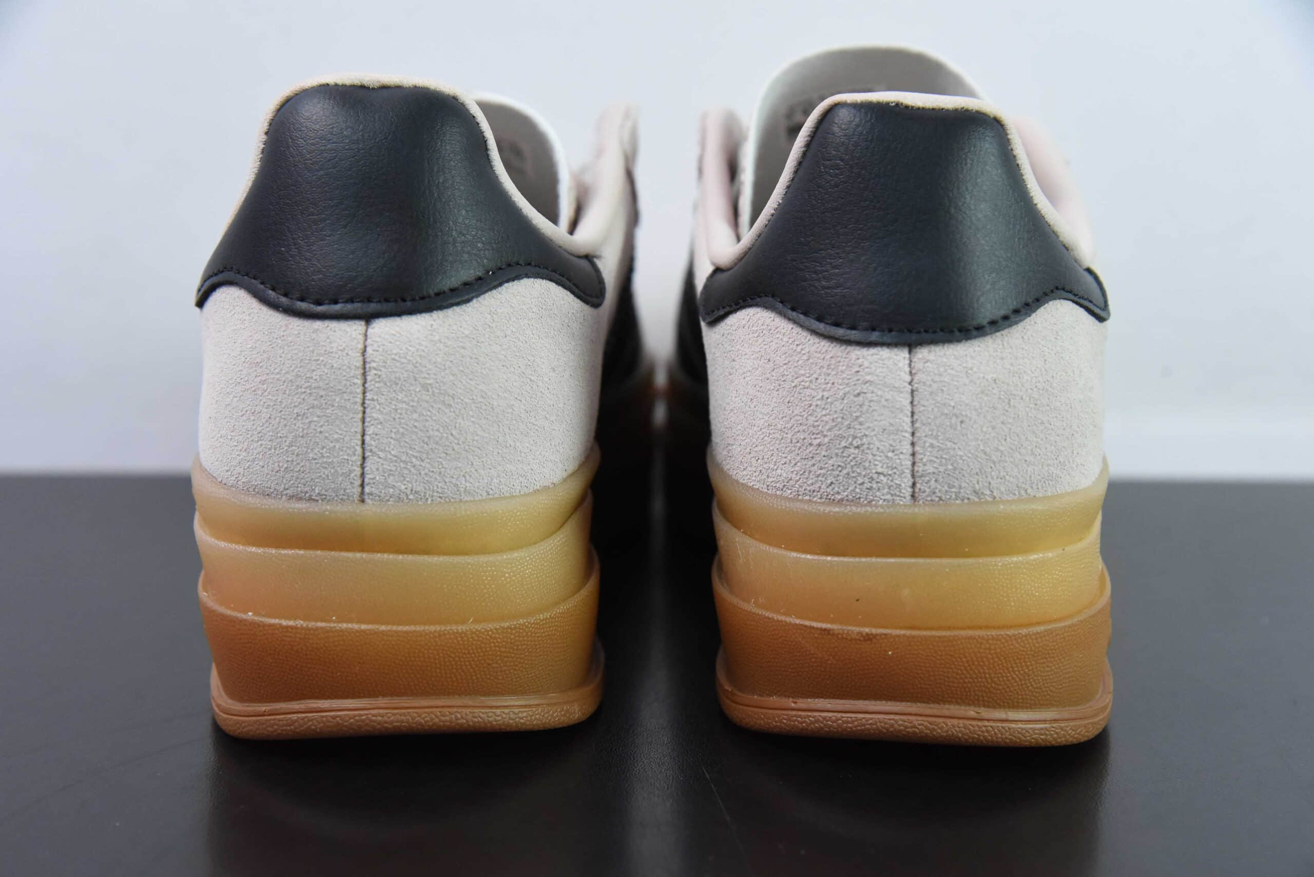 阿迪达斯Adidas Originals Gazelle Bold 羚羊松糕鞋樱花粉三层底低帮耐磨厚底增高粉色女子板鞋纯原版本 货号： IE0429