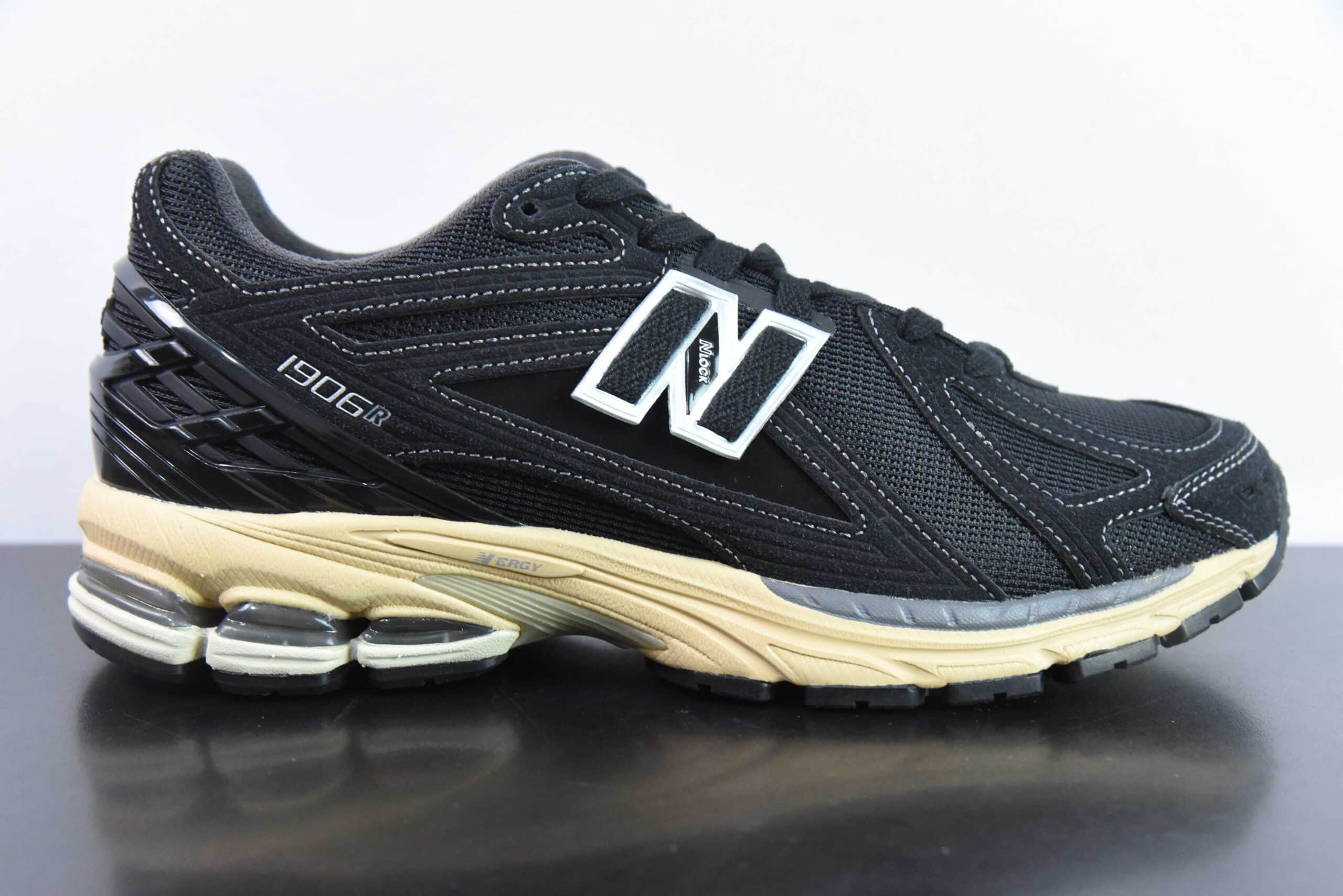 新百伦 New Balance M1906系列黑色复古老爹风休闲运动慢跑鞋纯原版本 货号：M1906RK 