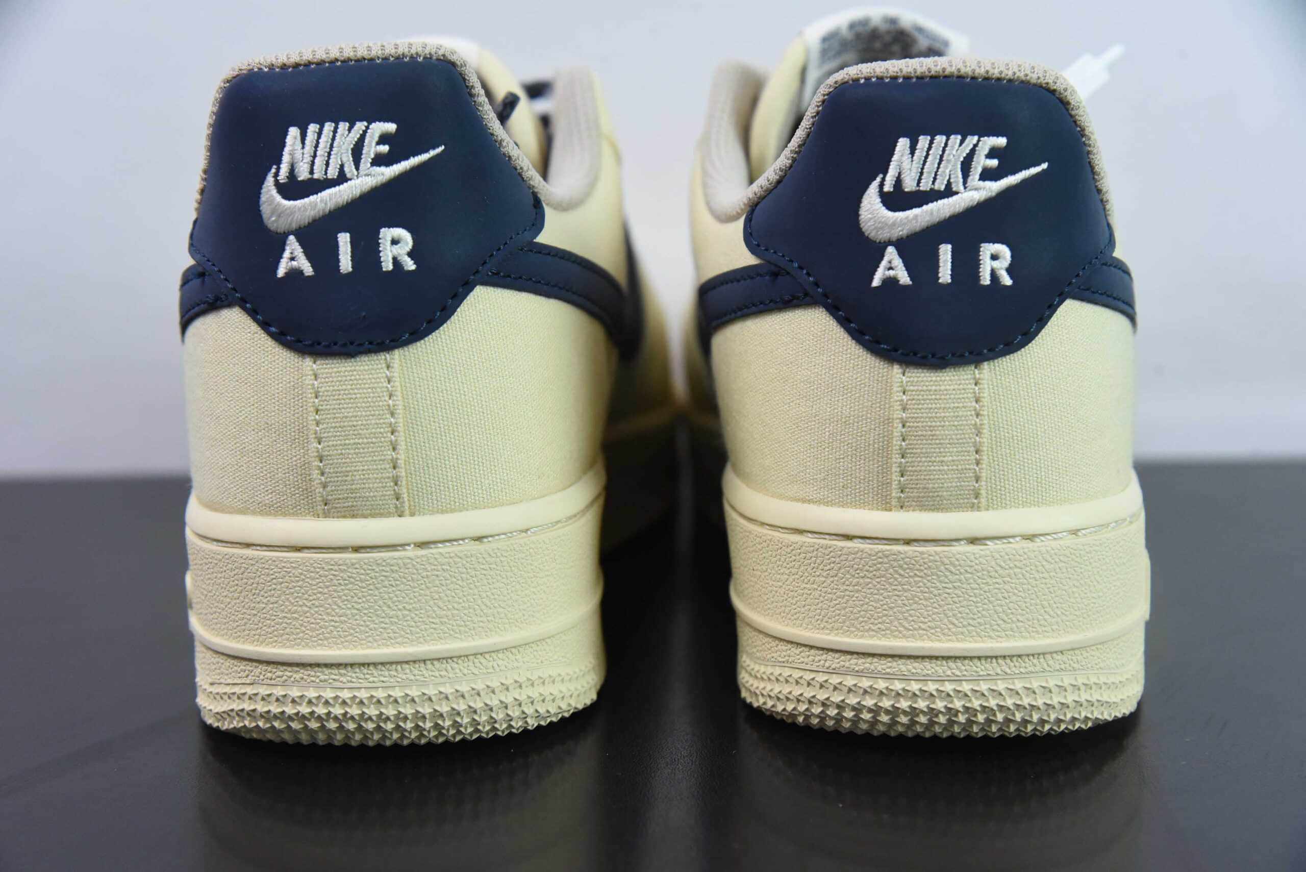 耐克NIke Air Force 1 '07 米黄布面空军一号低帮休闲板鞋纯原版本 货号：315122-100