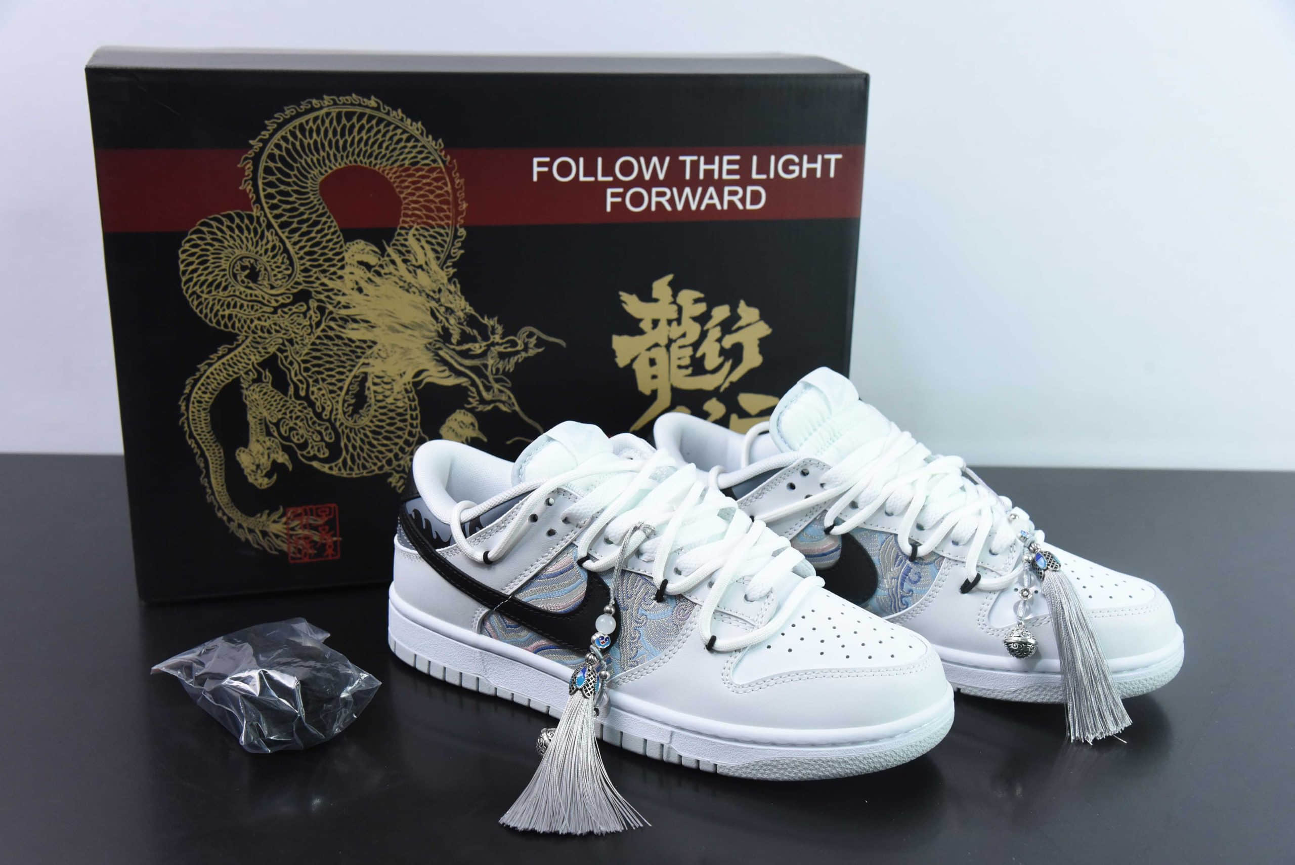 耐克Nike Dunk Low CNY龙年限定白灰SB低帮休闲滑板鞋纯原版本 货号：DV0831-101