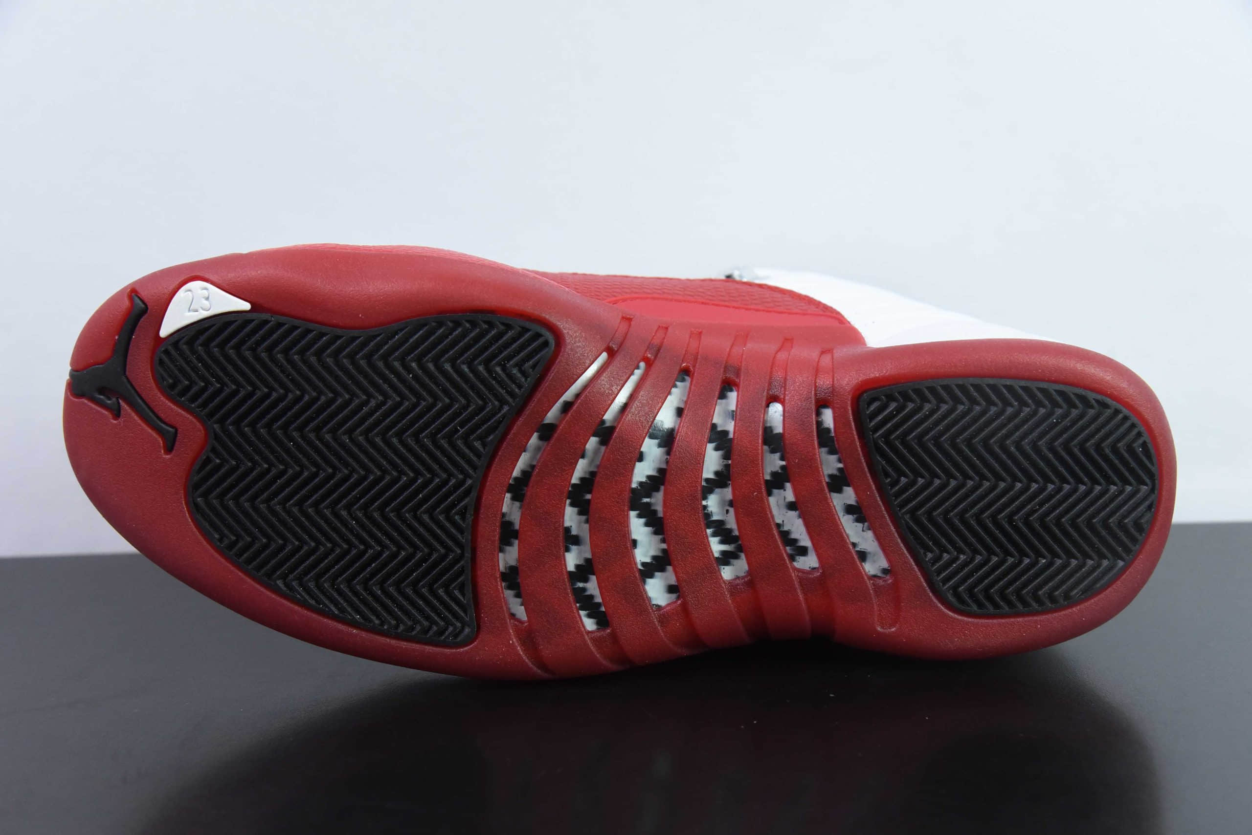 乔丹Air Jordan AJ12 Retro AJ12樱桃白红高帮男子复古文化篮球鞋纯原版本 货号:CT8013-116