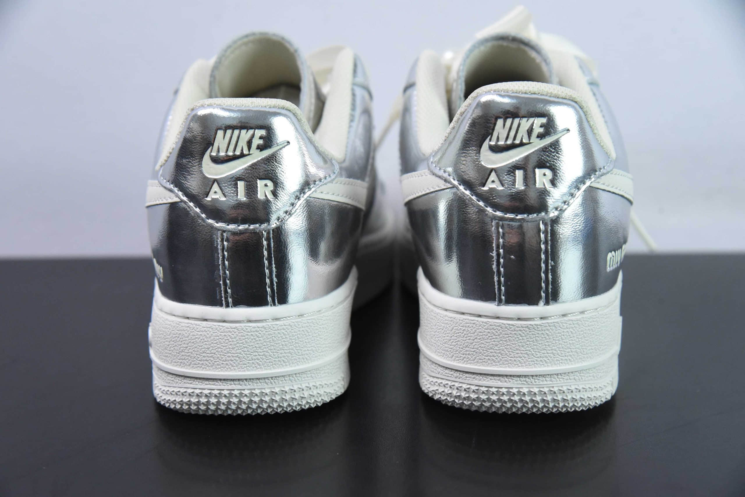 耐克Nike Air Force 1 '07 Low 时光印迹米银空军一号低帮休闲板鞋纯原版本 货号:AF2406-010