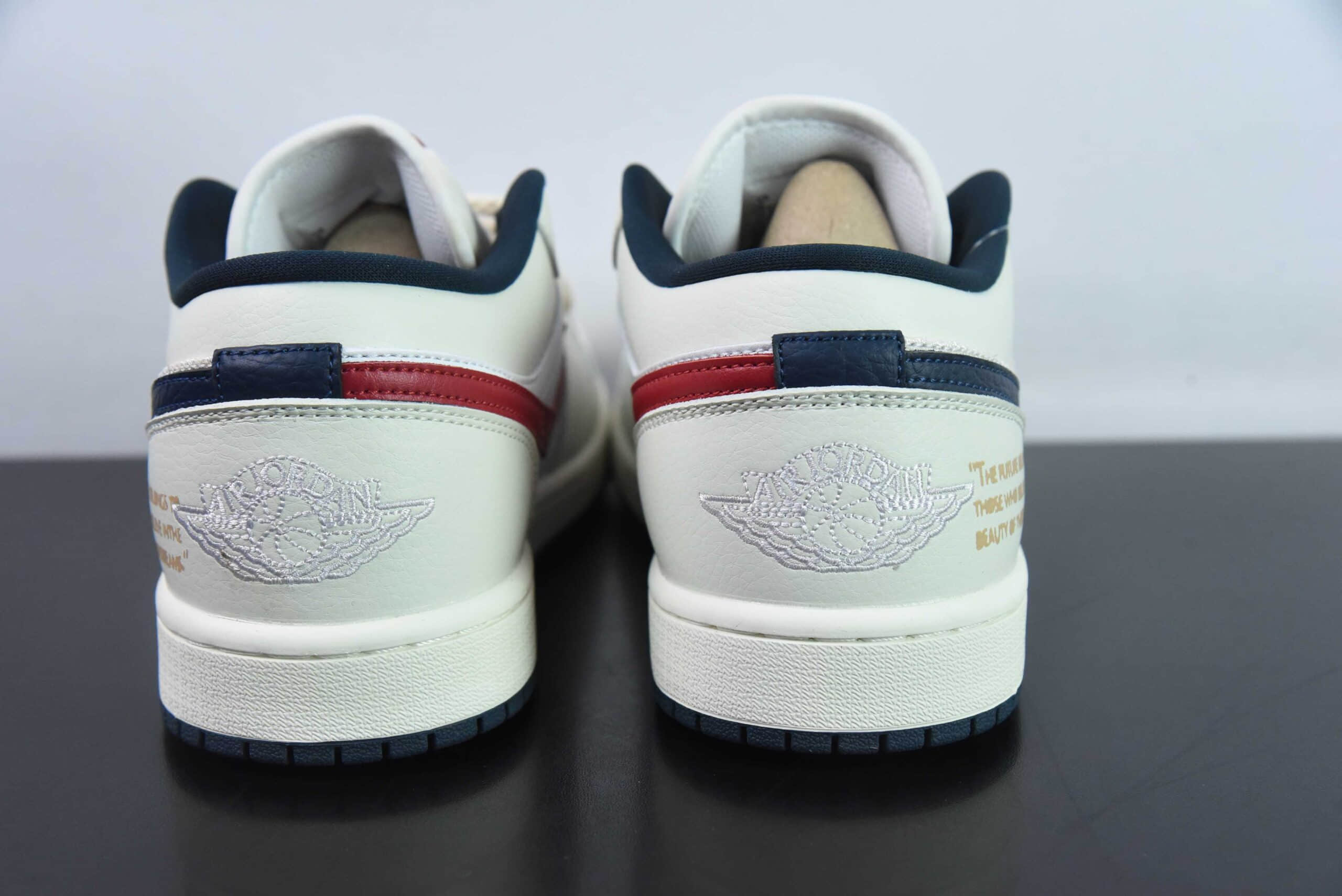 乔丹Jordan Air Jordan 1 黑红鸳鸯钩AJ1低帮篮球鞋纯原版本 货号：HM3711-144