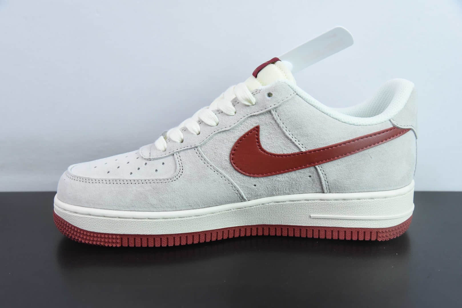 耐克NIke Air Force 1 '07 Low “古驰联名蛇年限定猪八红蛇”空军一号低帮休闲板鞋纯原版本 货号：XZ6188-020