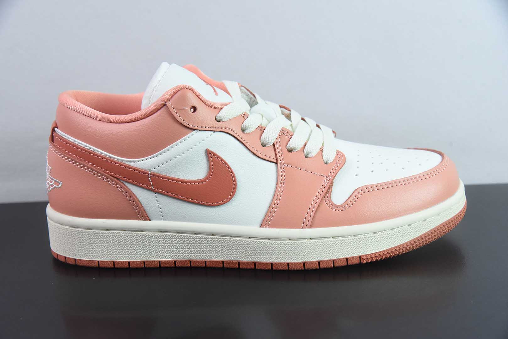 乔丹Air Jordan 1 Low AJ1乔1白粉低帮文化休闲板鞋纯原版本 货号：DC0774-180