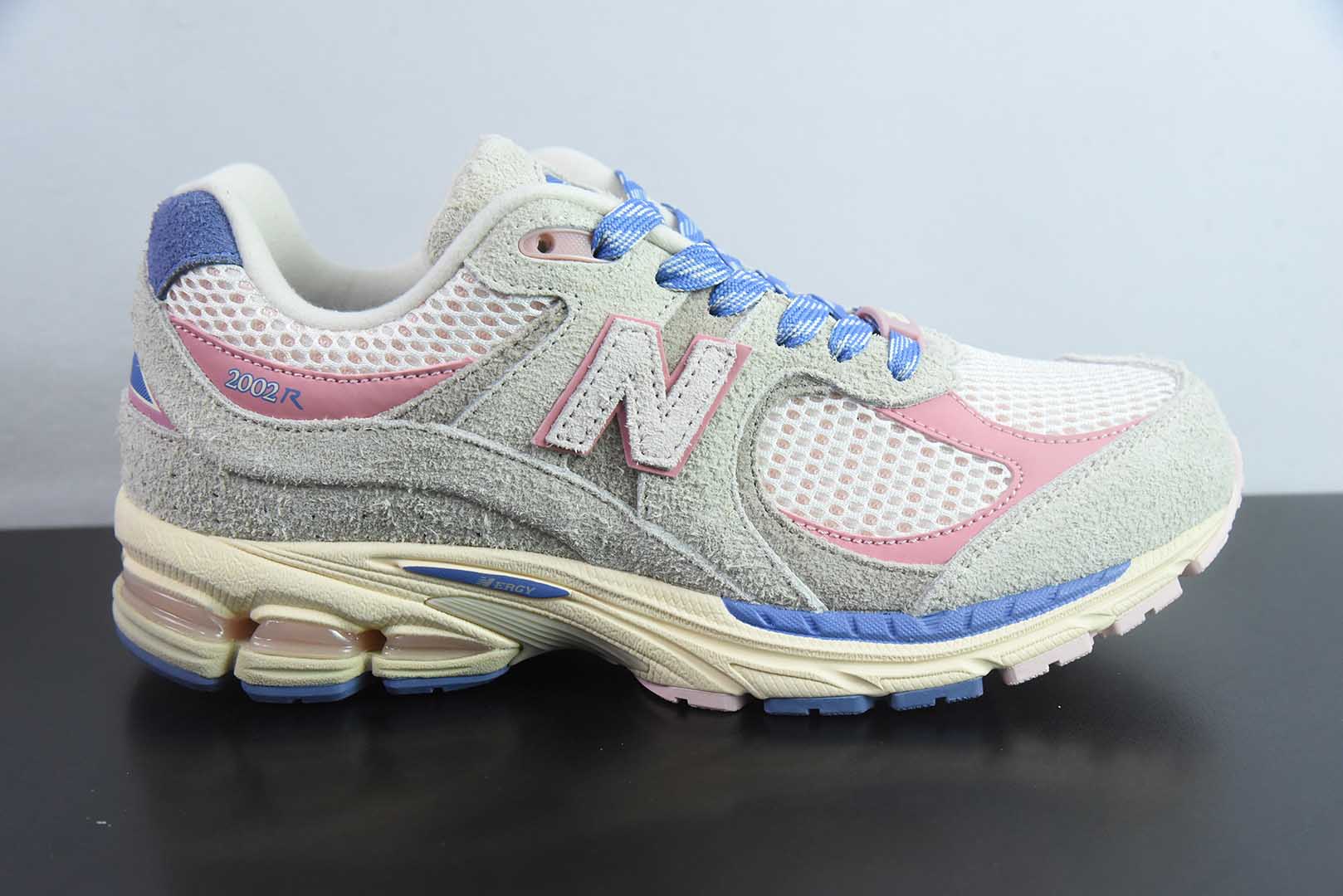 新百伦New Balance 2002系列麂皮米粉蓝复古休闲跑步鞋纯原版本 货号：M2002RHE