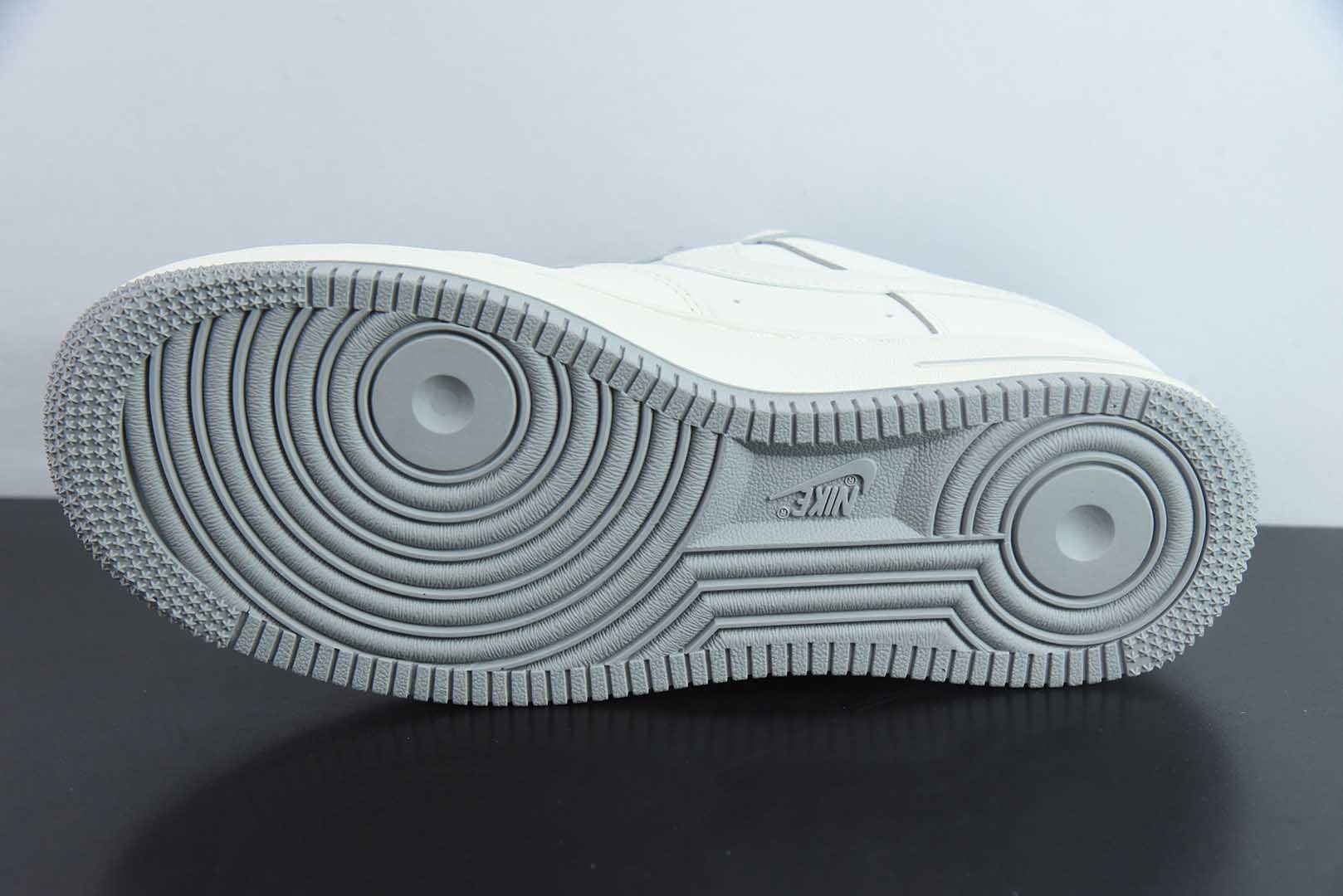 耐克Nike Air Force 1 '07 Low “Supreme联名灰底红标”空军一号低帮休闲板鞋纯原版本 货号:XX3168-195