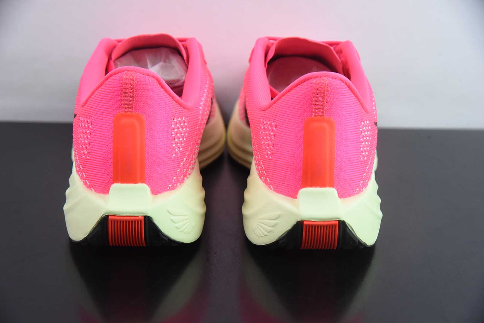 耐克Nike Air Zoom Pegasus 35 飞马系列粉绿涡轮增压马拉松休闲运动慢跑鞋纯原版本 货号：HV3022-600