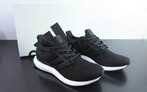 阿迪达斯 Adidas Ultra boost 1.0 UB初代黑白爆米花休闲运动套脚慢跑鞋纯原版本 货号：HQ4201