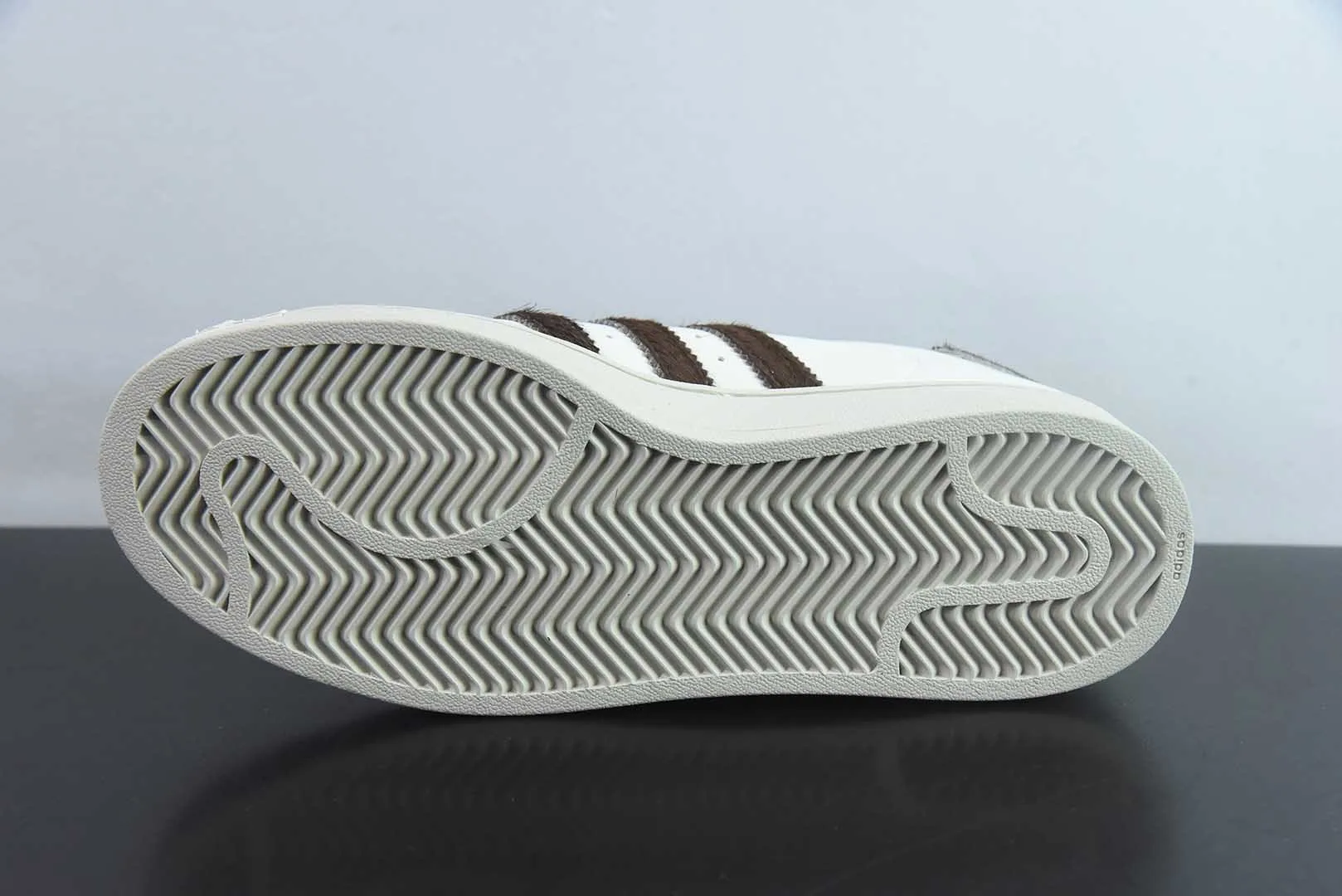 阿迪达斯Adidas Originals Superstar马年限定白棕贝壳头系列低帮经典百搭休闲运动板鞋纯原版本 货号：KJ6293